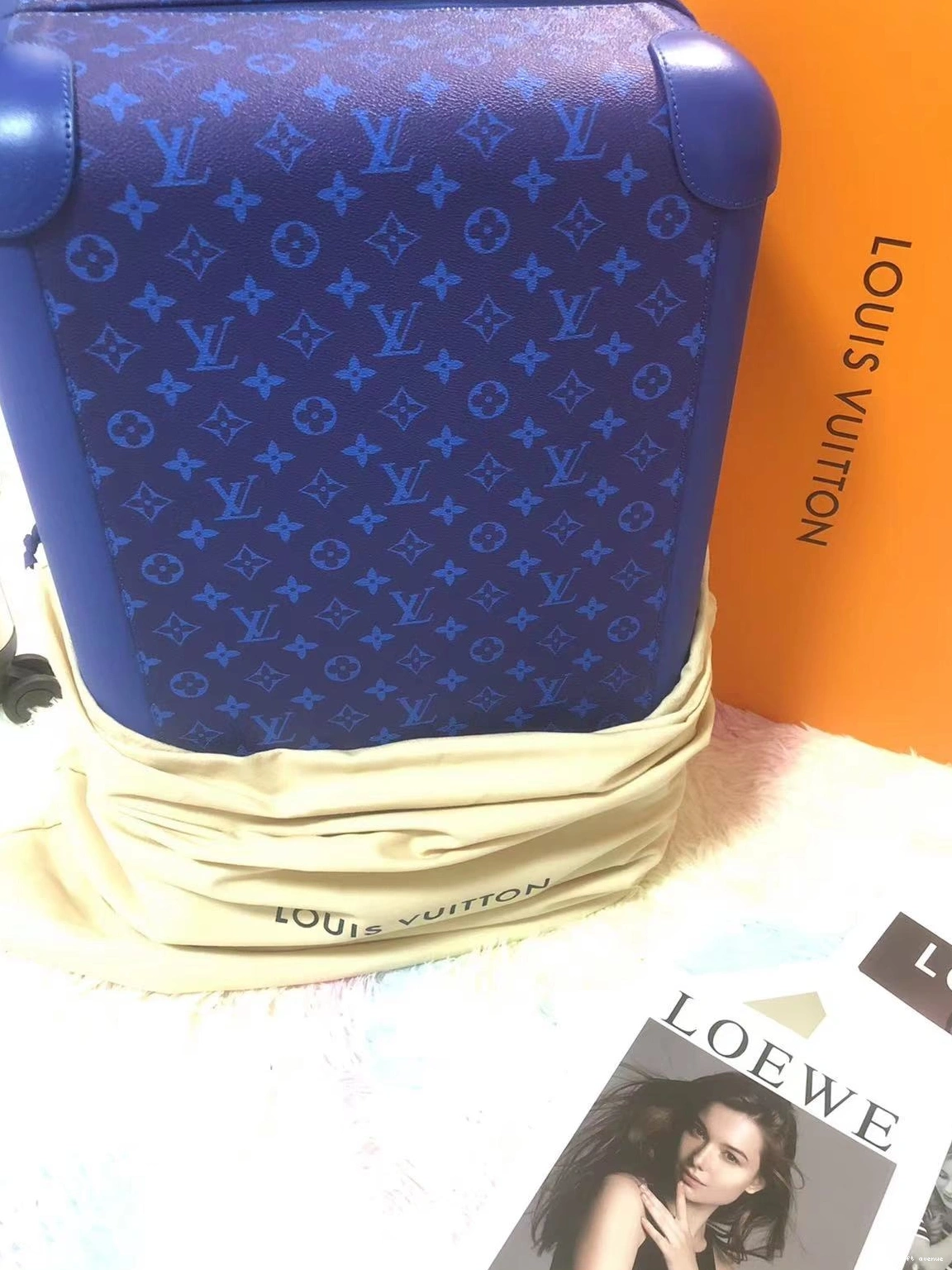 TAIGARAMA HORIZON CABIN 55 37L SUITCASE BLUE CUSTOM 0714